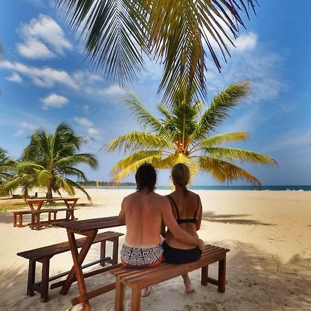 Aqua Marine Beach Resort Пасікуда Екстер'єр фото