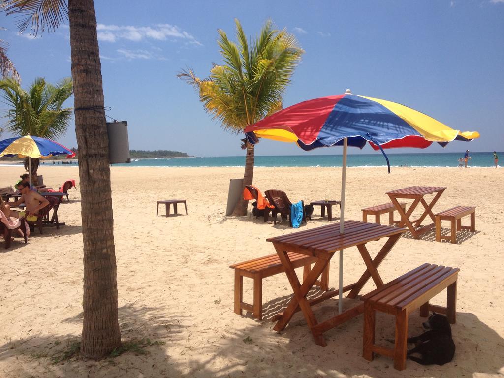 Aqua Marine Beach Resort Пасікуда Екстер'єр фото